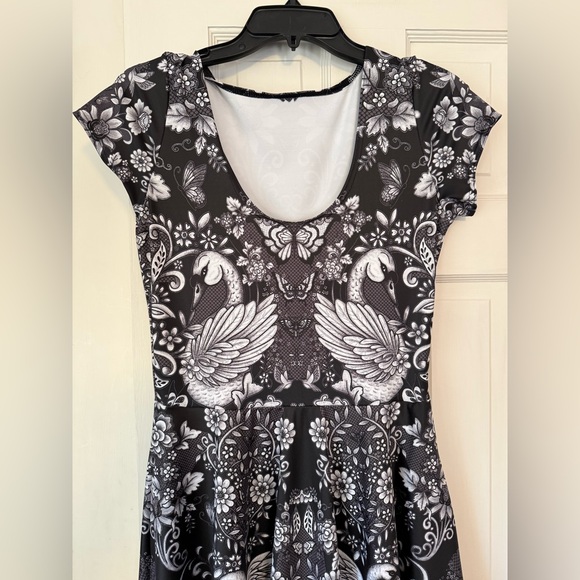 Blackmilk Tattoo Lace Cap Sleeve Longline dress with swans and pockets! - Picture 3 of 10